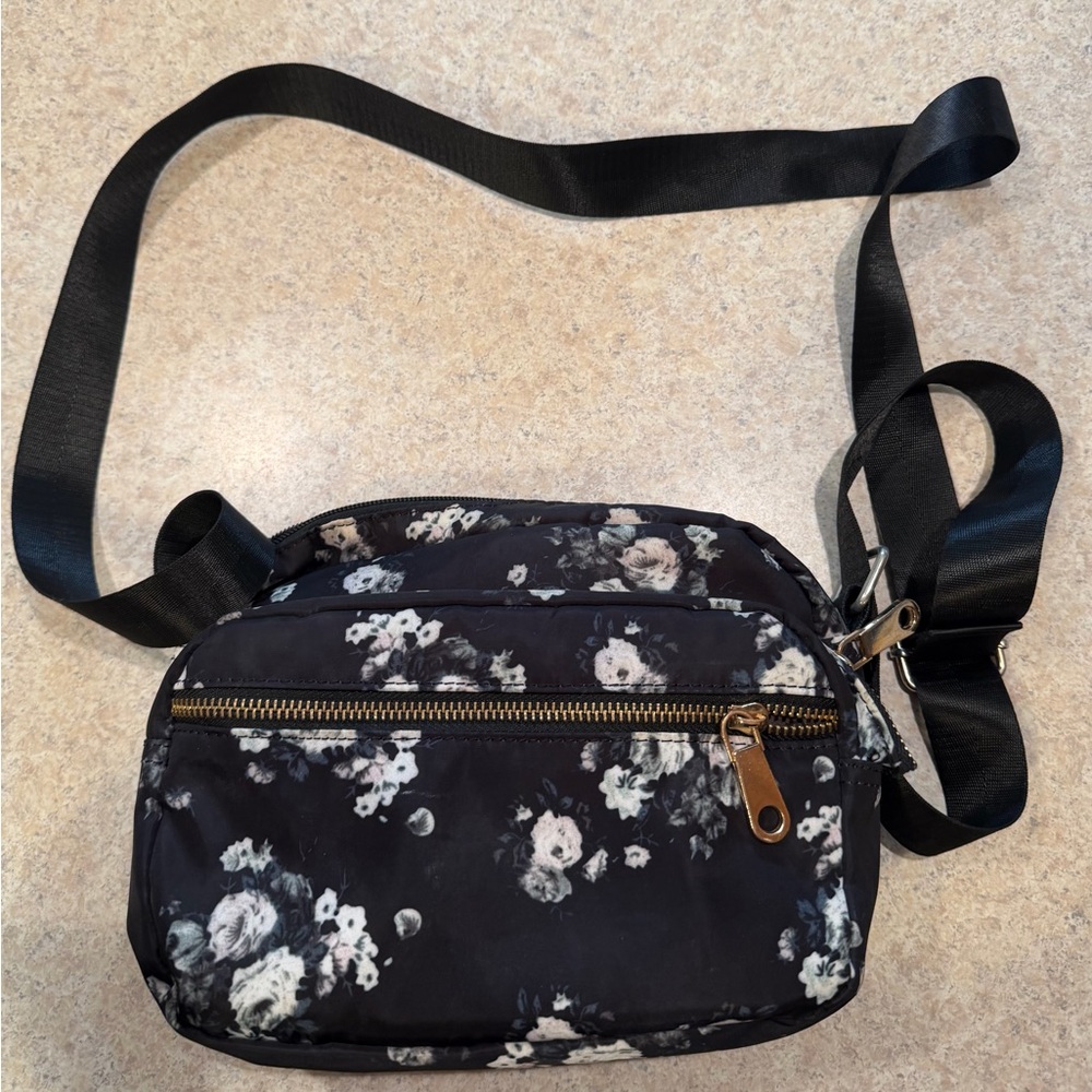 Elegant Floral Black Crossbody Bag